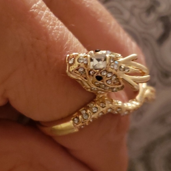 Rhinestone Dragon Statement Ring - Picture 3 of 4